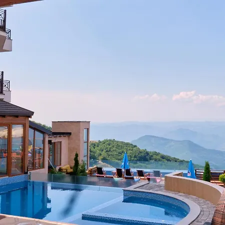 Appartement & S20 Milmari *