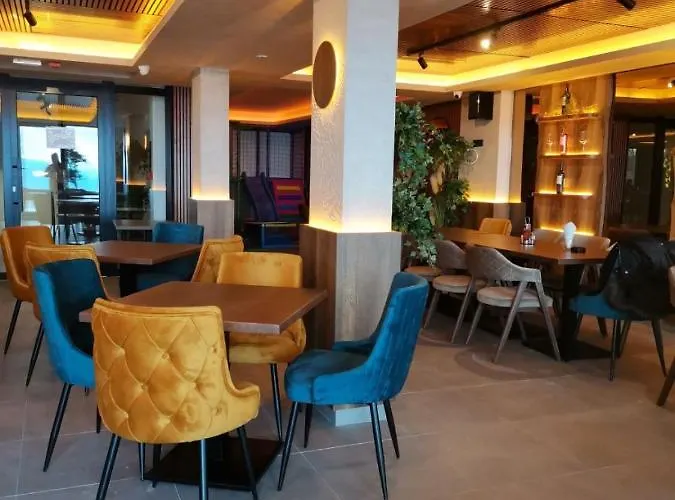 & S20 Milmari 公寓